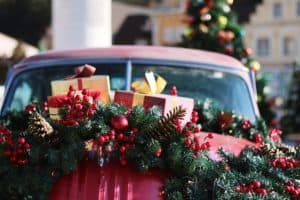 how to decorate your car for christmas