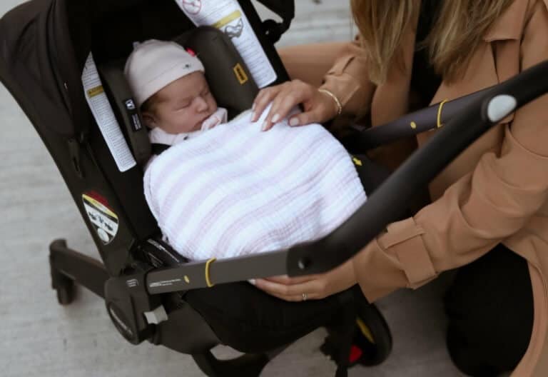 how long can a baby stay in a doona car seat